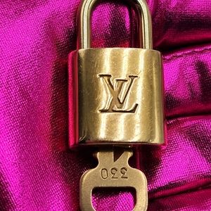 SOLD!  #330 Louis Vuitton Lock & Key🔐  Authentic!